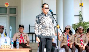 Benyamin Nahak Wakili Gubernur NTT Lepas Karnaval Pramuka NTT 2026