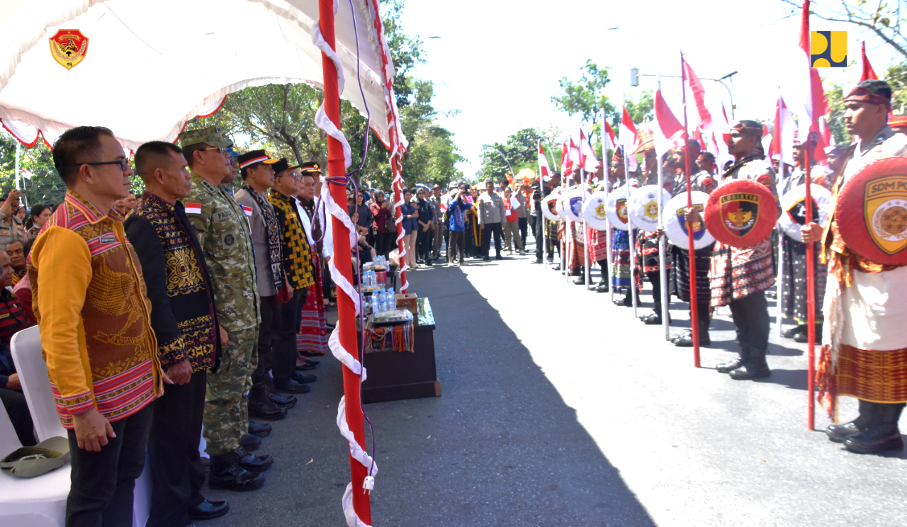 Dukung Pawai Pembangunan NTT, Kadis PUPR NTT: Pembangunan Tidak Boleh Lepas dari Manusia dan Budaya